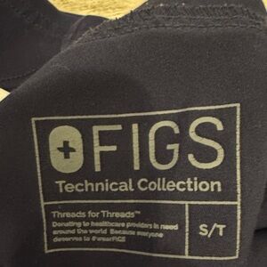Figs Technical Collection Navy Scrub bottoms small